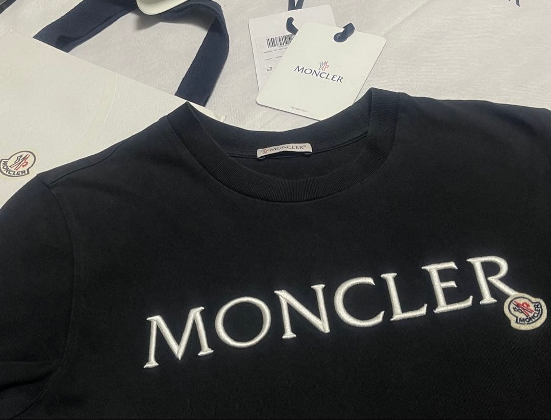 新作♪MONCLER 国内正規モンクレール 刺繍ロゴ Tシャツ S 定価5万円