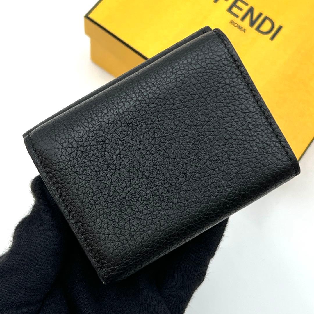 【未使用級】フェンディ セレリア 三つ折り財布 ブラック レディース