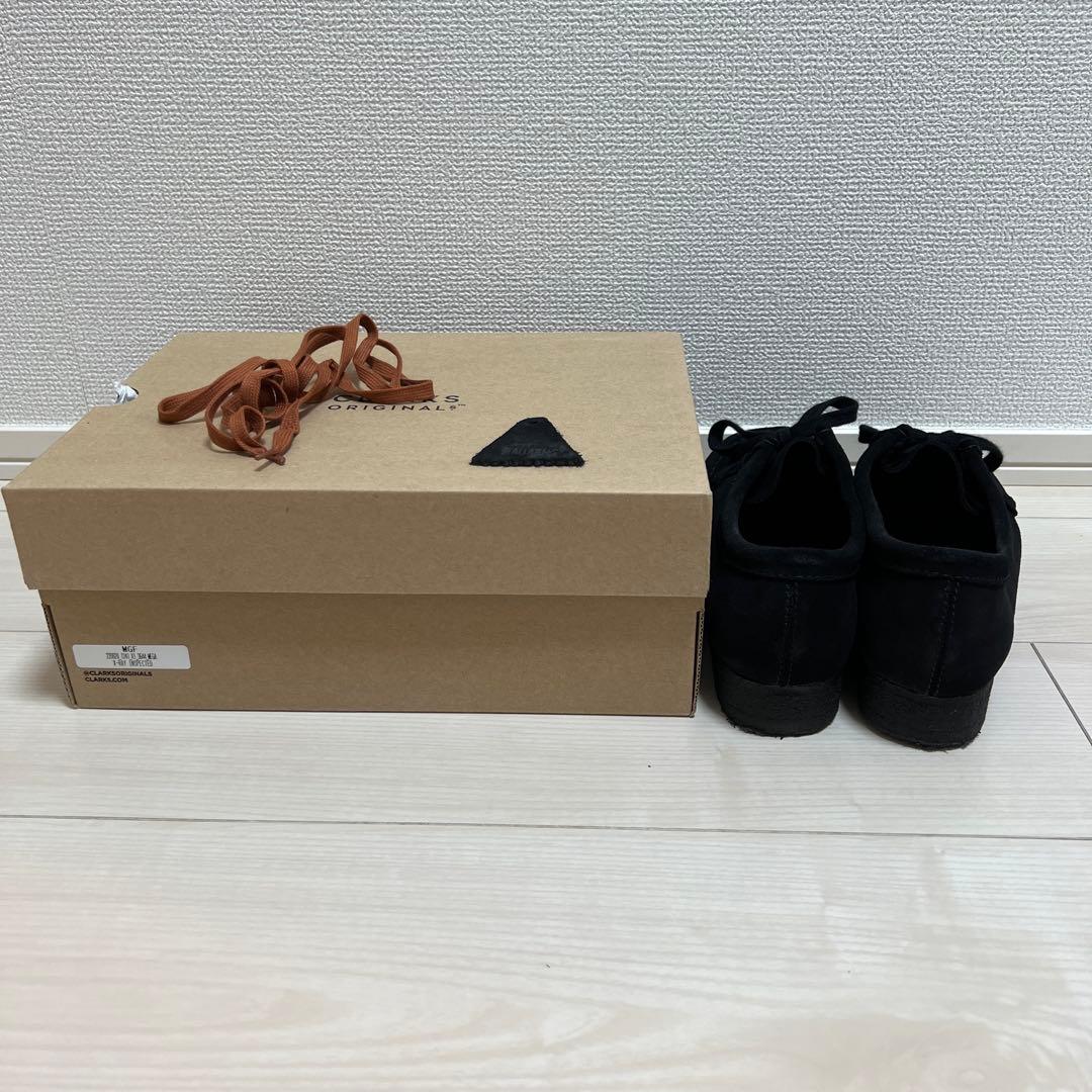 【着用2回のみ】クラークス　ワラビー　黒　25cm