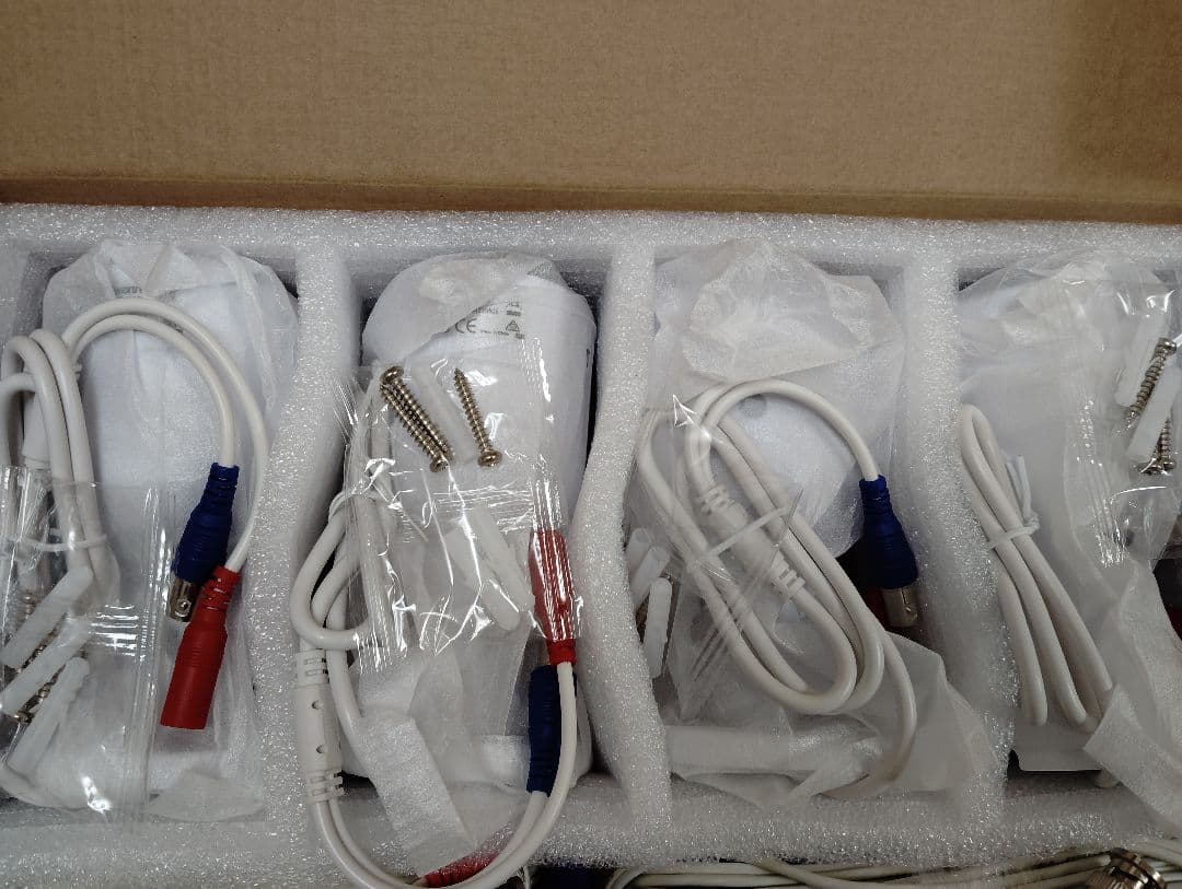 新品　Swann 防犯カメラDVRセキュリティシステム フルHDカメラ４台セット