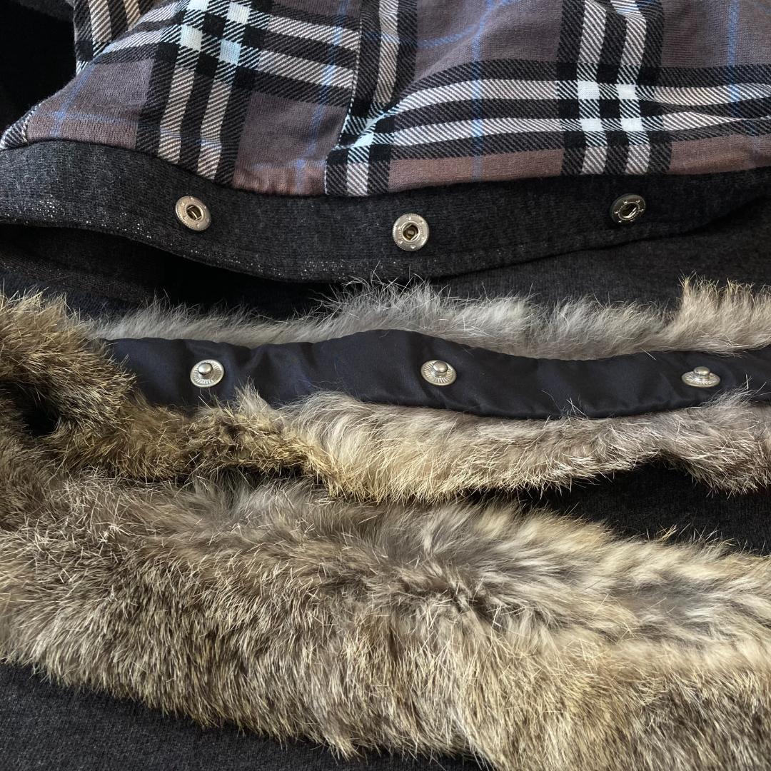 BURBERRY BLACK LABEL 　ラビットファー付きパーカー　サイズ２