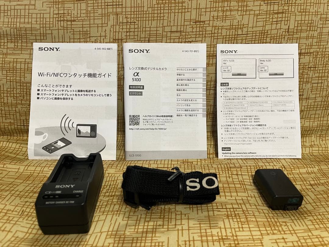 【美品】SONY α5100 ミラーレスカメラ 本体 ショット数少ない2215枚