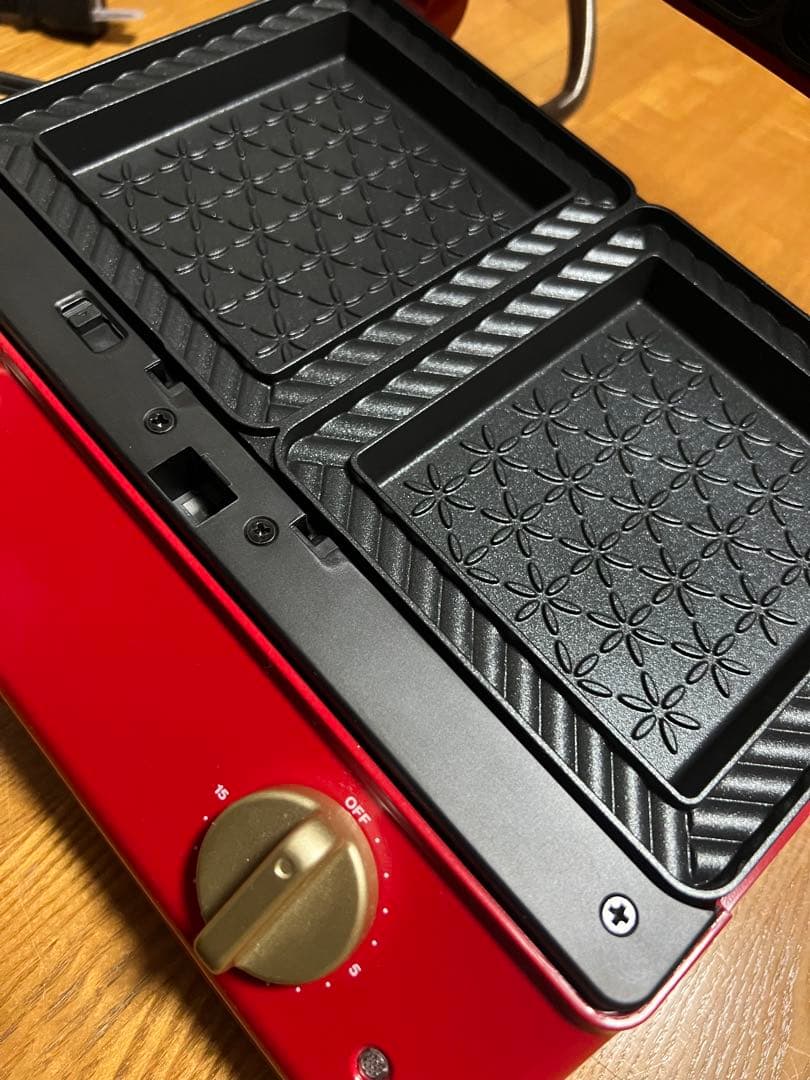 BRUNO ホットサンドメーカー ダブル（レッド）【お値下げしました!】