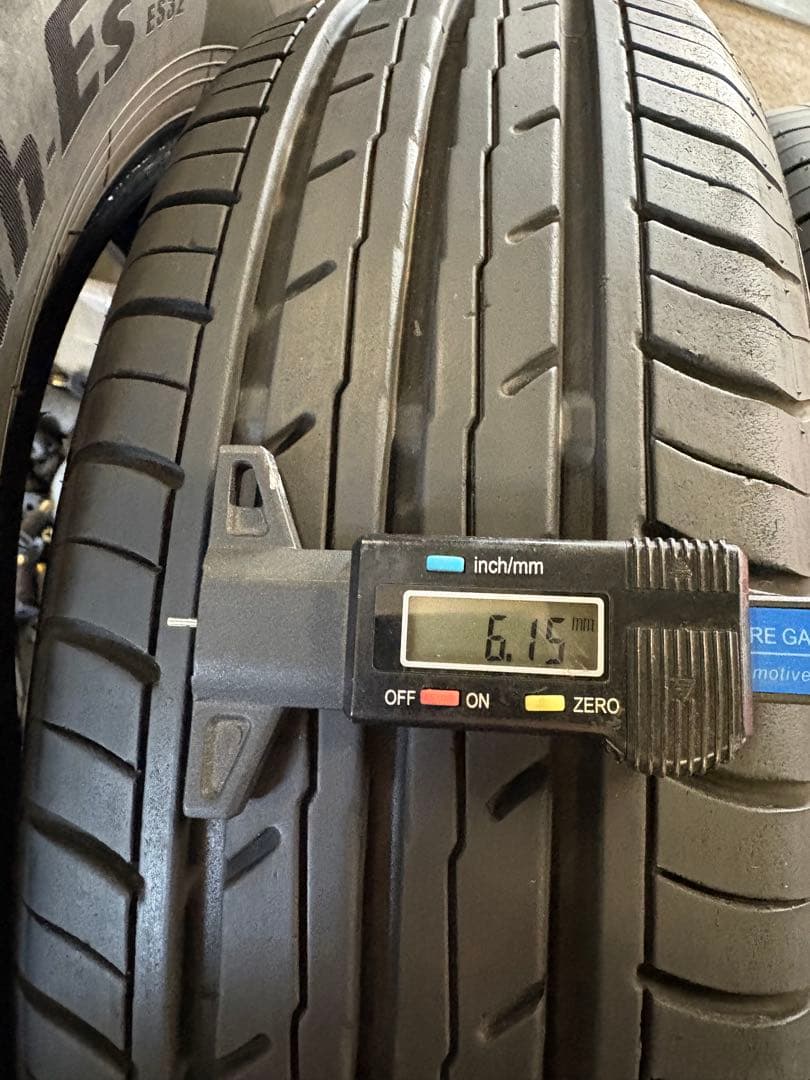 175/70R14ヨコハマ　ES32 中古タイヤ4本　バリ溝