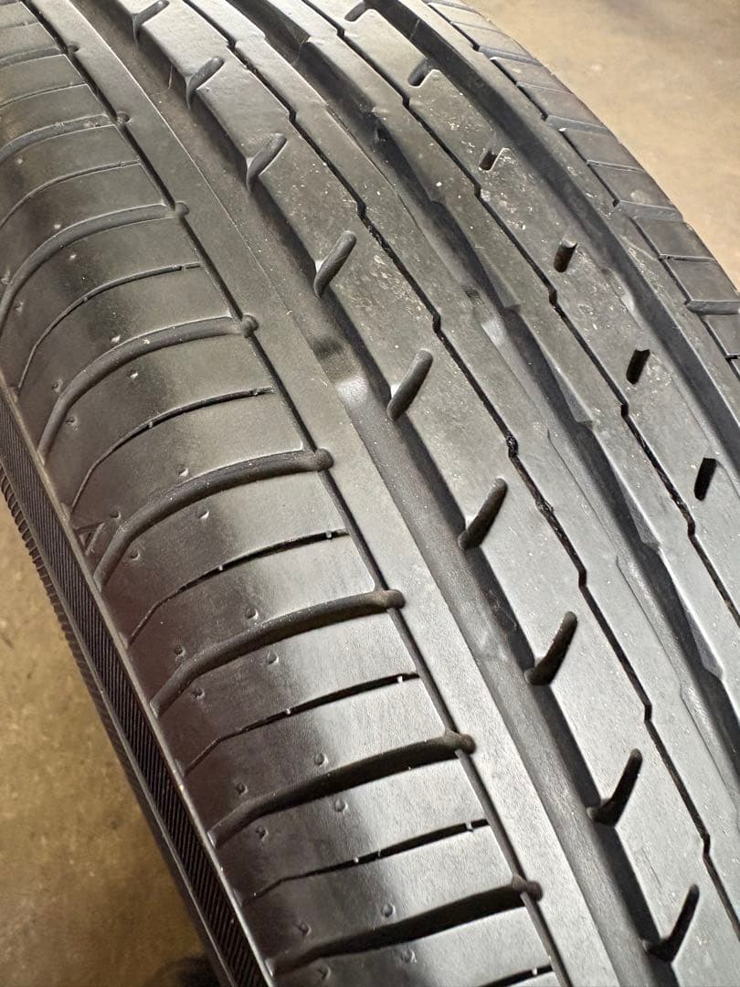 175/70R14ヨコハマ　ES32 中古タイヤ4本　バリ溝