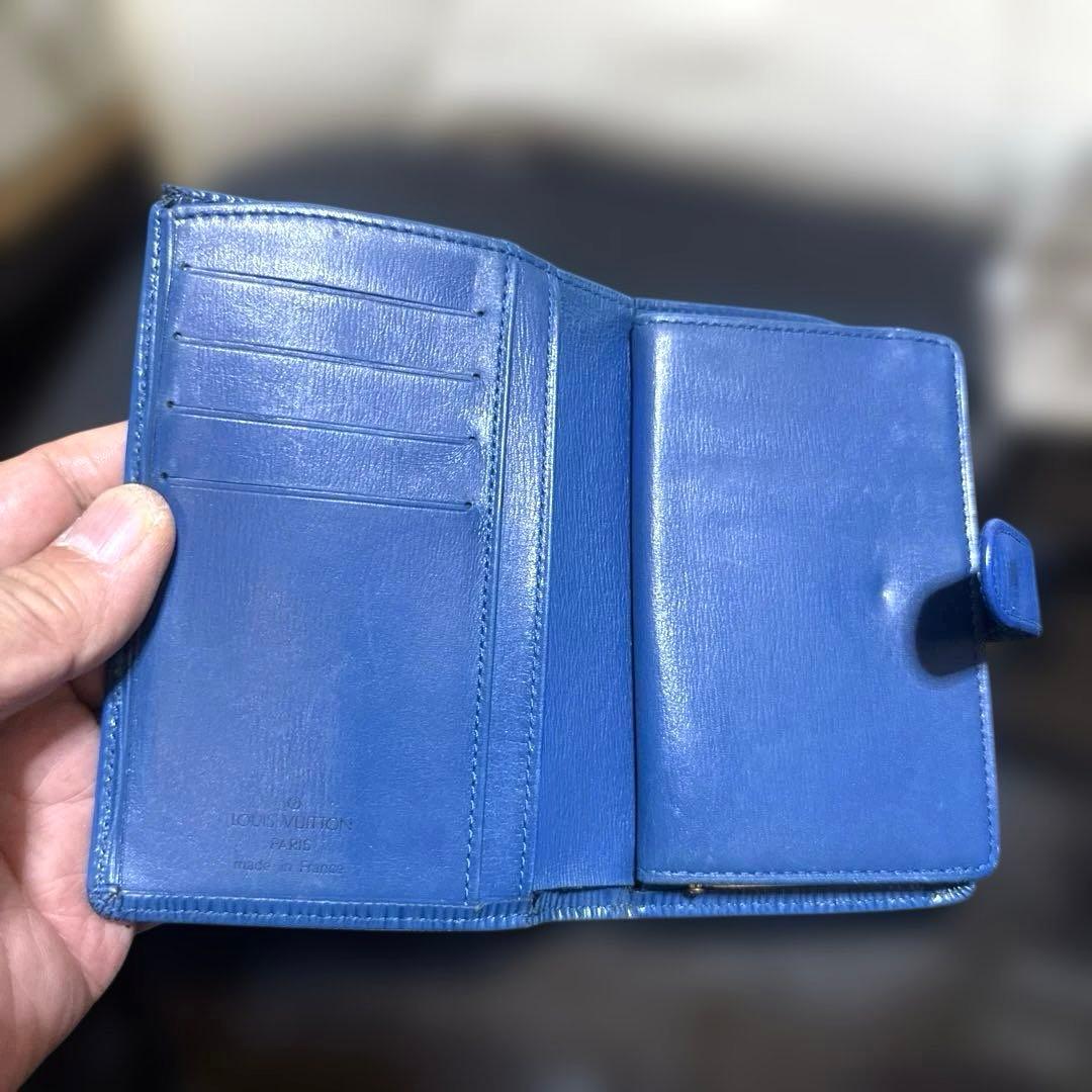 11☆美品♪エピ ♪ガマ口♦︎折り財布♪ ブルーカラー