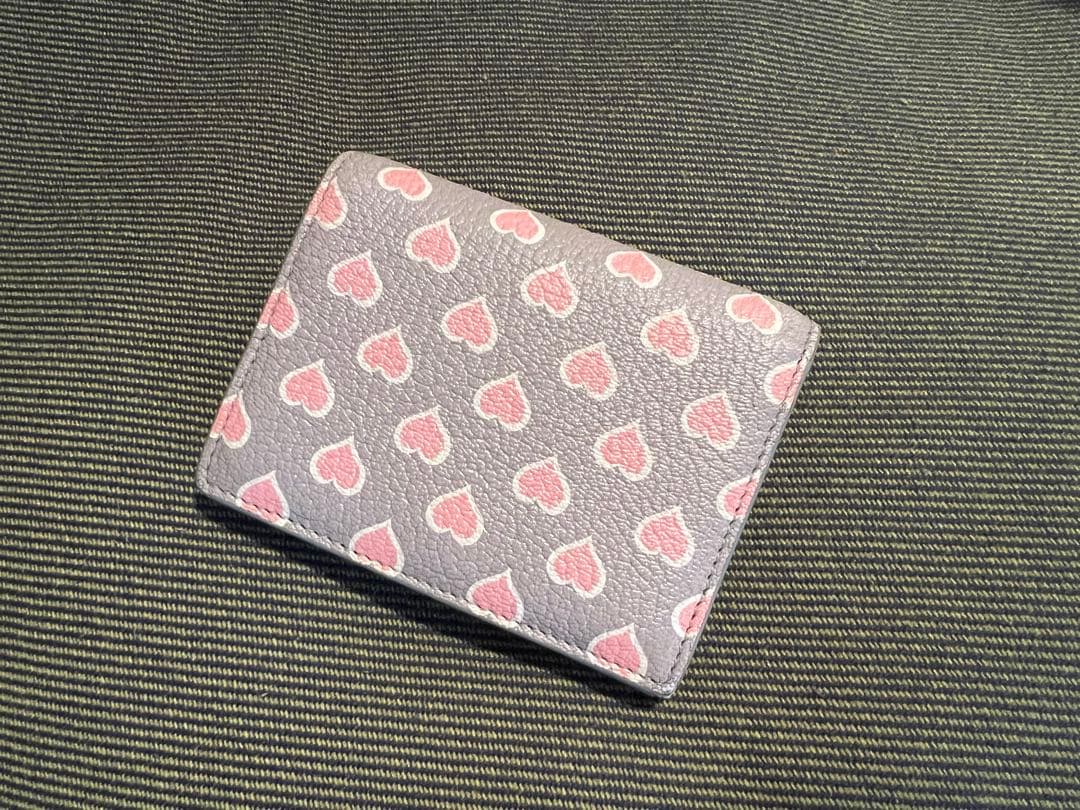 miu miu ハート柄 二つ折り財布