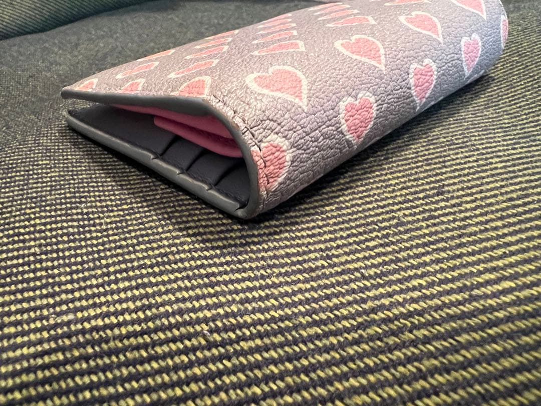 miu miu ハート柄 二つ折り財布