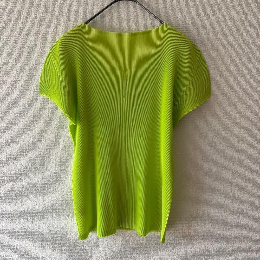 PLEATS PLEASE プリーツプリーズ　プリーツ半袖Tシャツ　グリーン　M