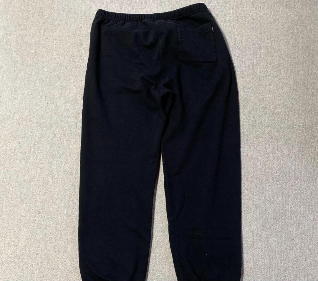 Supreme スタッズ付き ブラックパンツ