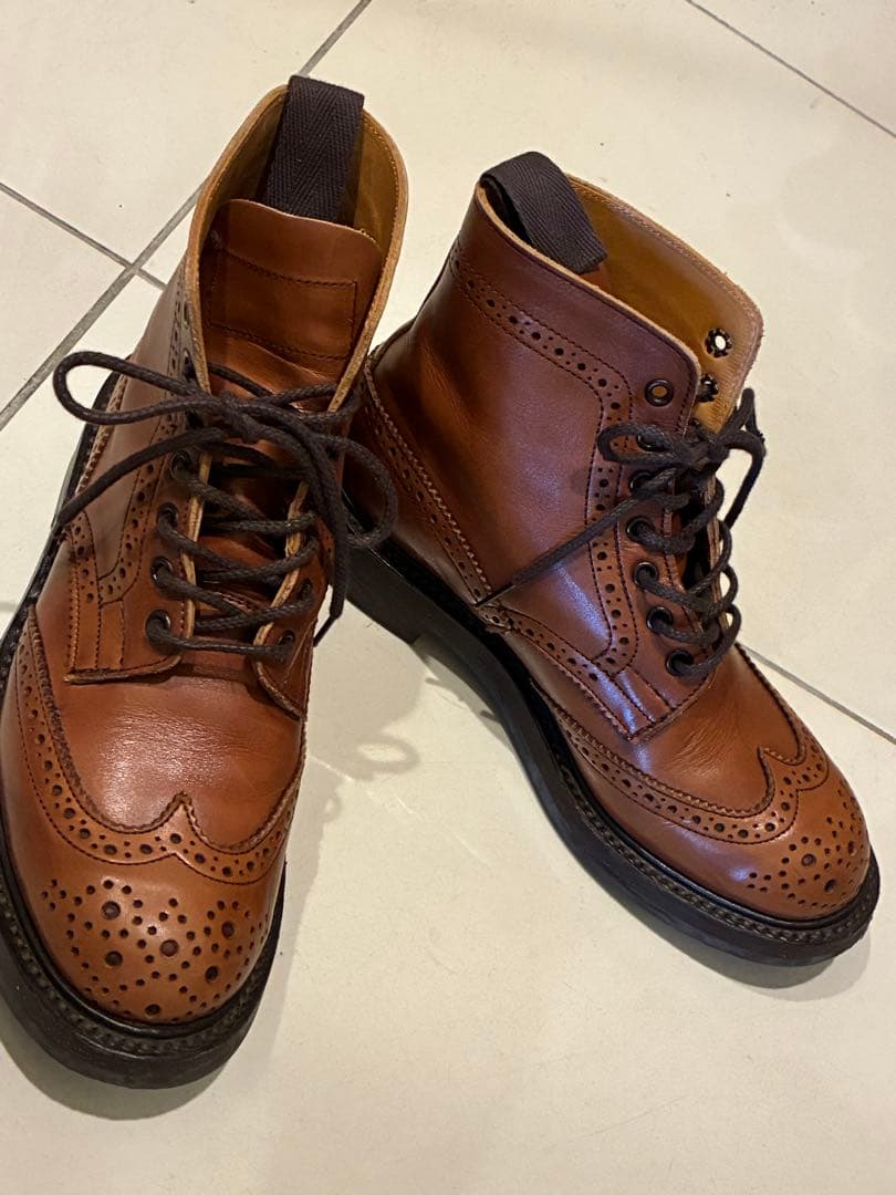 Tricker's トリッカーズ　ウイングチップ　ショートブーツ サイズ4-4