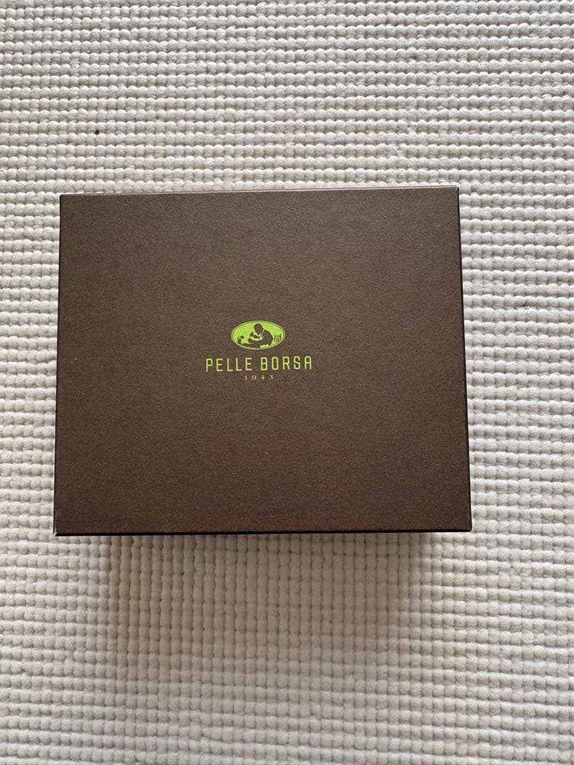 Pelle Borsa 二つ折り財布 サーモンオレンジ　新色　ほぼ未使用