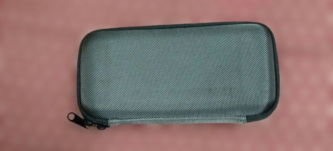 NintendoSwitchLight ターコイズ 箱、ケース付き 中古