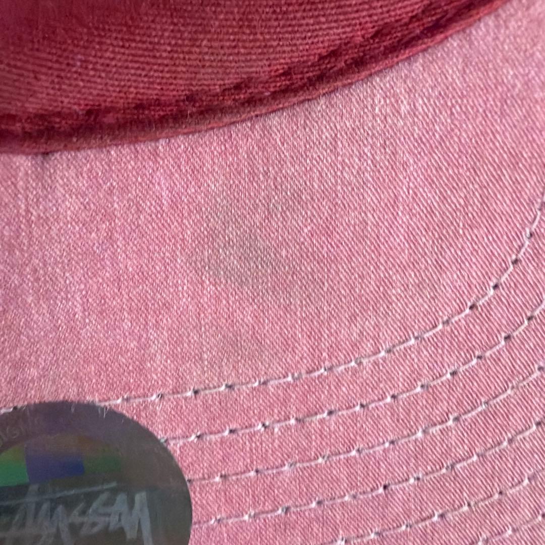 Stussy ピンクキャップ