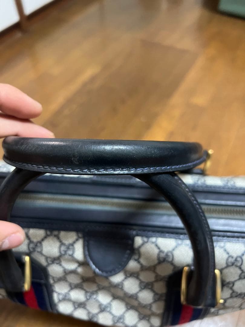 【GUCCI】ボストンバッグ　GGスプリーム シェリーライン