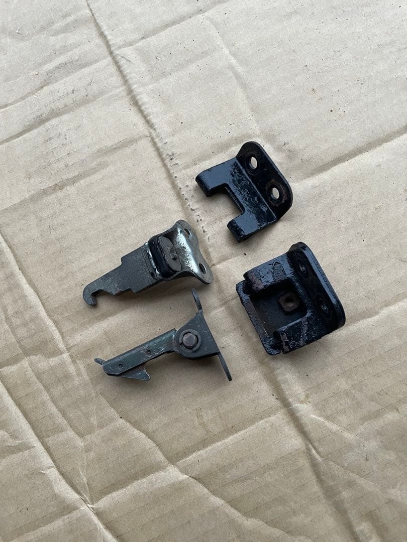 XJ400 シート 金具