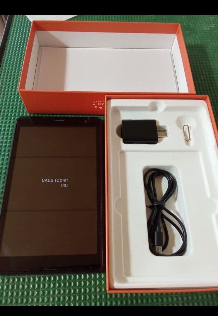 UAUU Tablet T30 8インチ 4G LTE　未使用品　SIMフリー