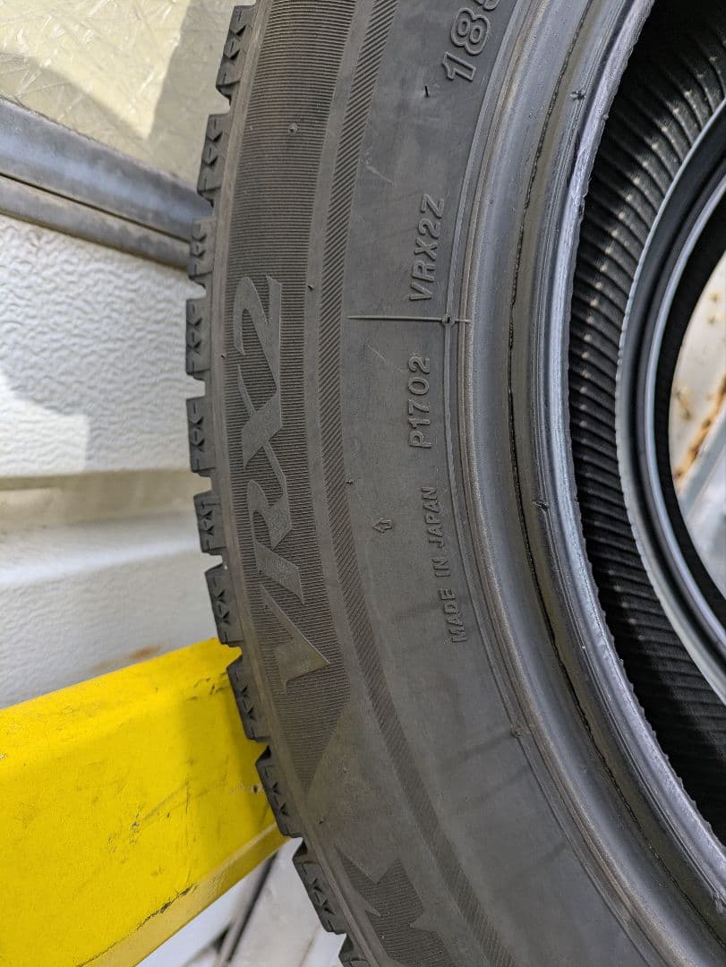 185/65R15　スタッドレスタイヤ　2本セット　VRX2