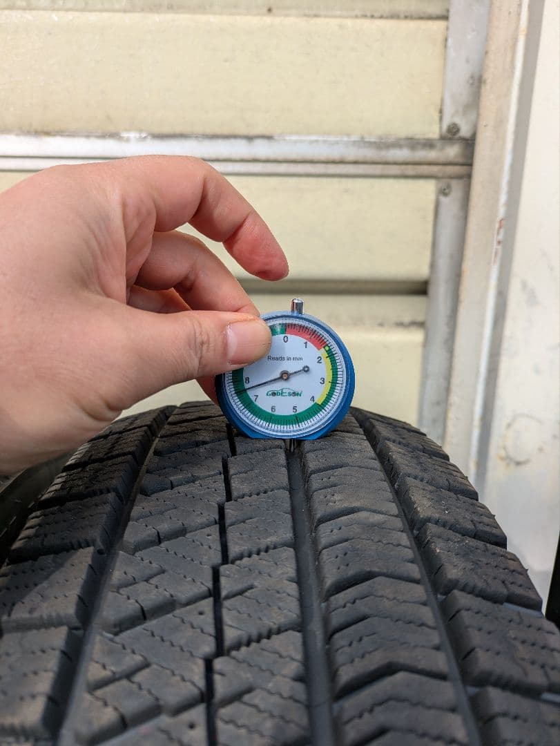 185/65R15　スタッドレスタイヤ　2本セット　VRX2