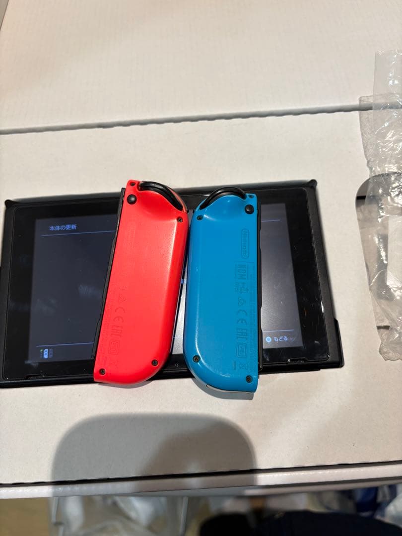 Nintendo Switch 本体　ゲーム機　任天堂