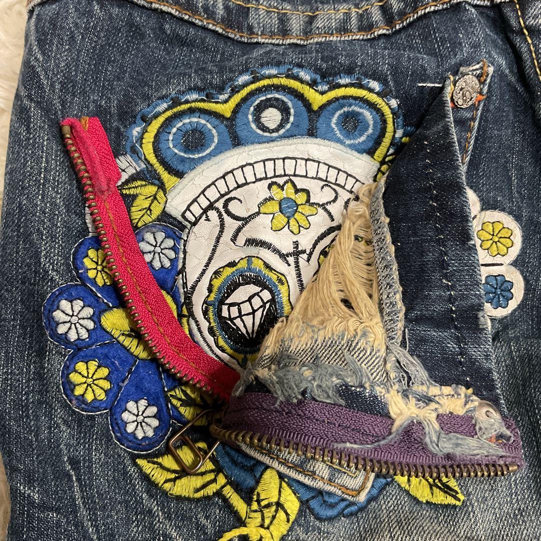 RED PEPPER デニム　ジーンズ　パンツ　フレア　ブーツカット　刺繍