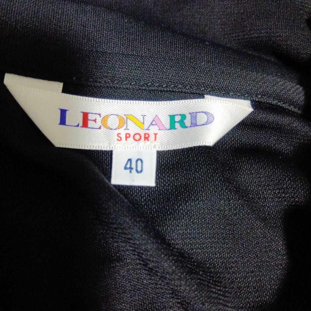 LEONARD SPORT 美品✨️未使用に近い　 黒半袖　 花刺繍　フリル袖