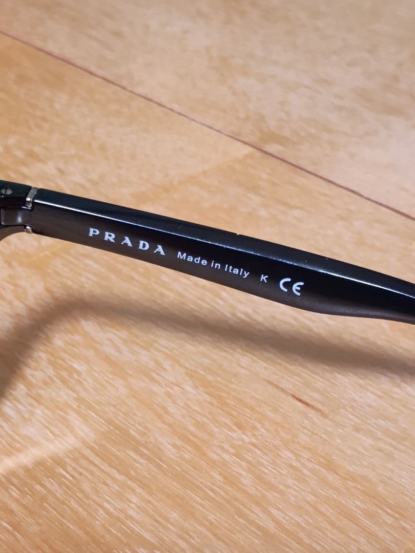 PRADA サングラス　SPS03O ウェリントン型　度入りカラーレンズ