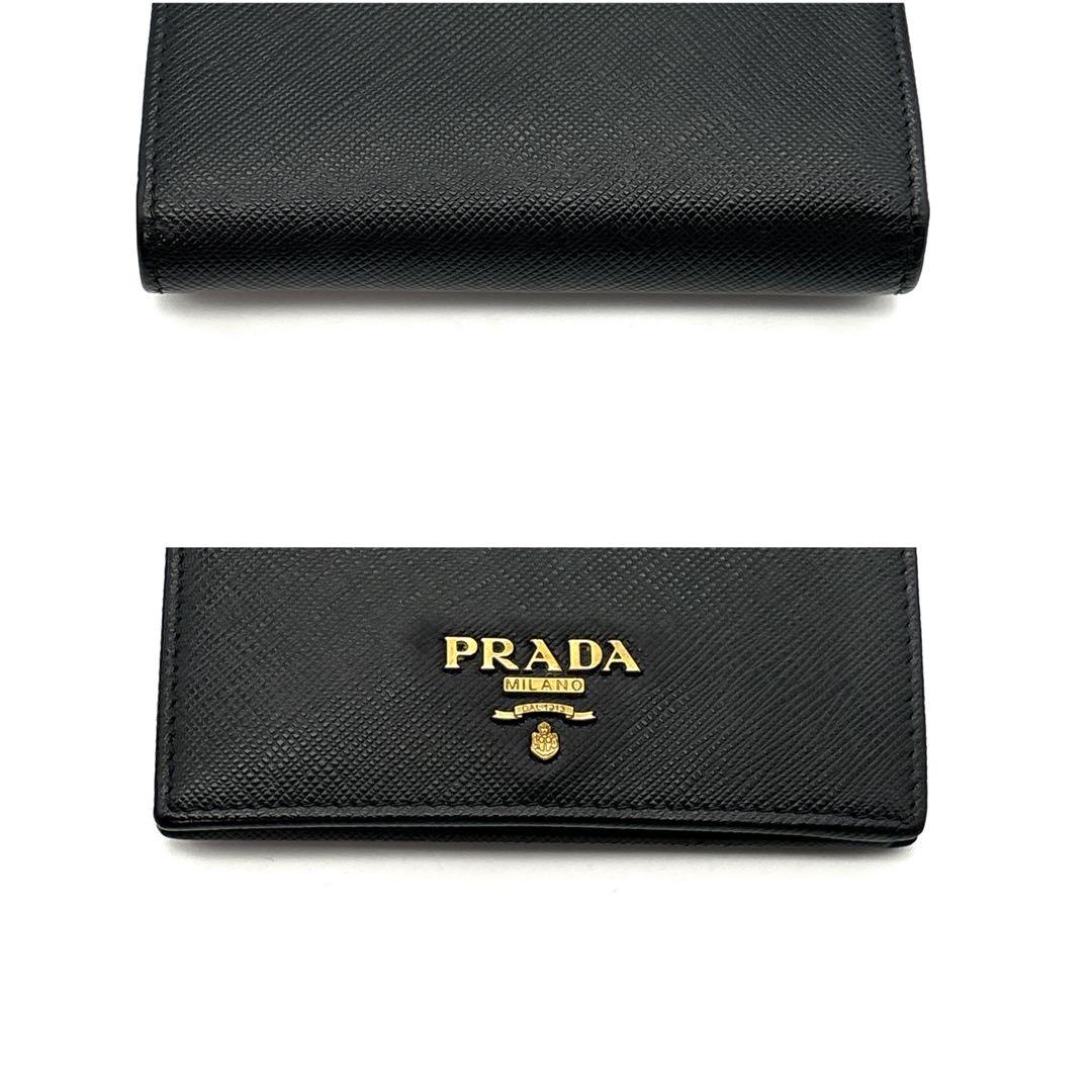極美品◆PRADA 二つ折り財布 サフィアーノ レザー ゴールドロゴ 黒