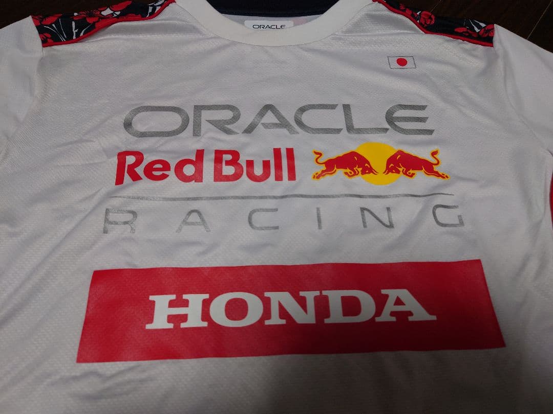 VIP F1日本GP限定　RedBull Racing Tシャツ L