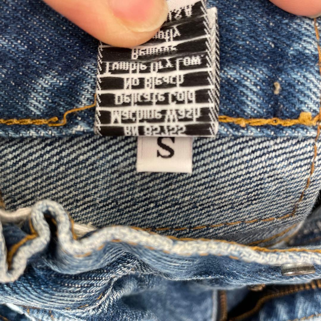 超美品　キャラクターTシャツとジーンズセット。6
