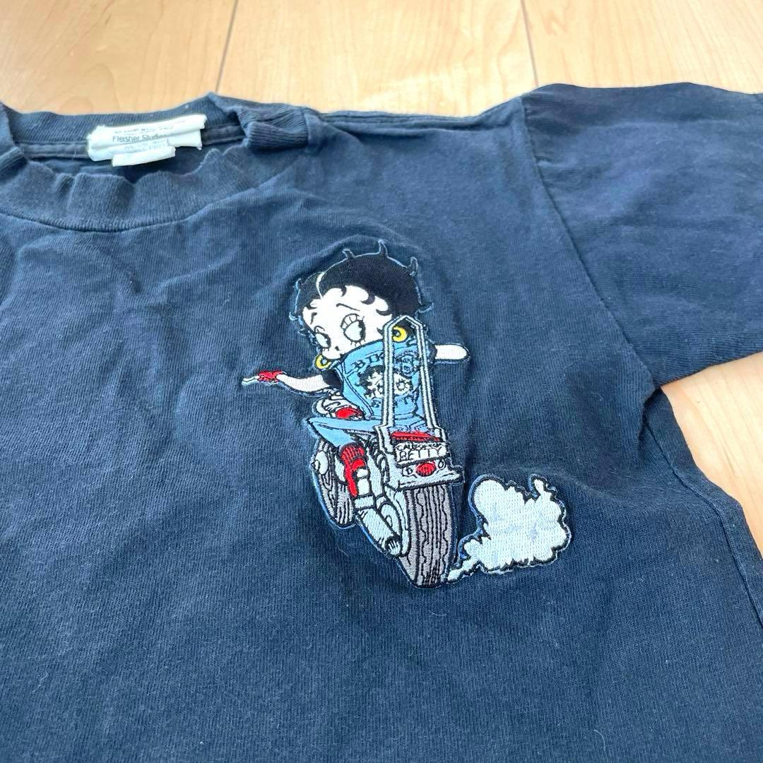 超美品　キャラクターTシャツとジーンズセット。6