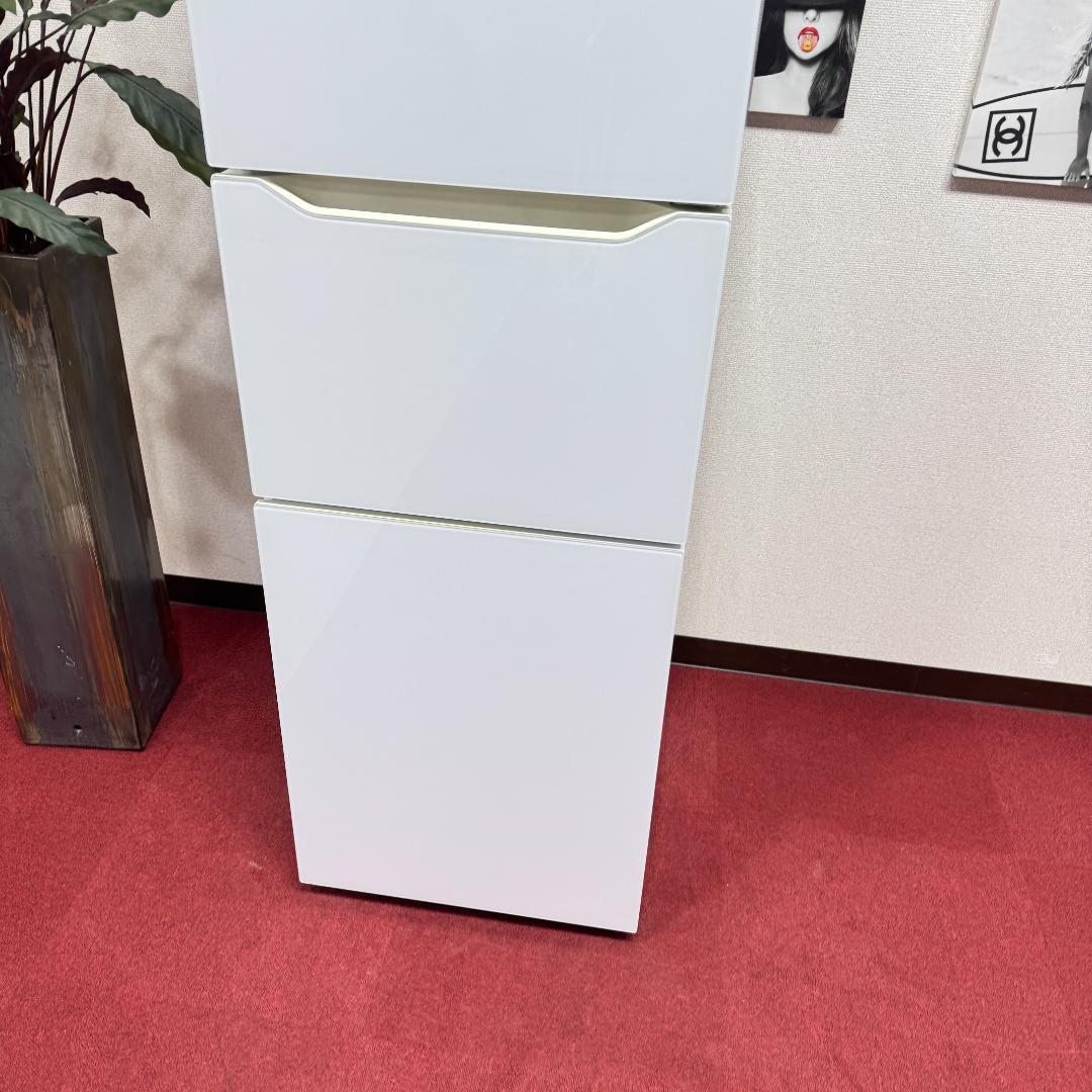 (29)都内23区配送無料ツインバード冷蔵庫2018年製　真ん中のドア冷蔵