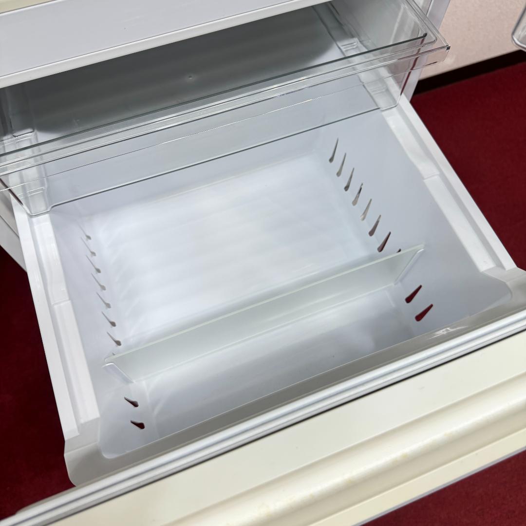 (29)都内23区配送無料ツインバード冷蔵庫2018年製　真ん中のドア冷蔵