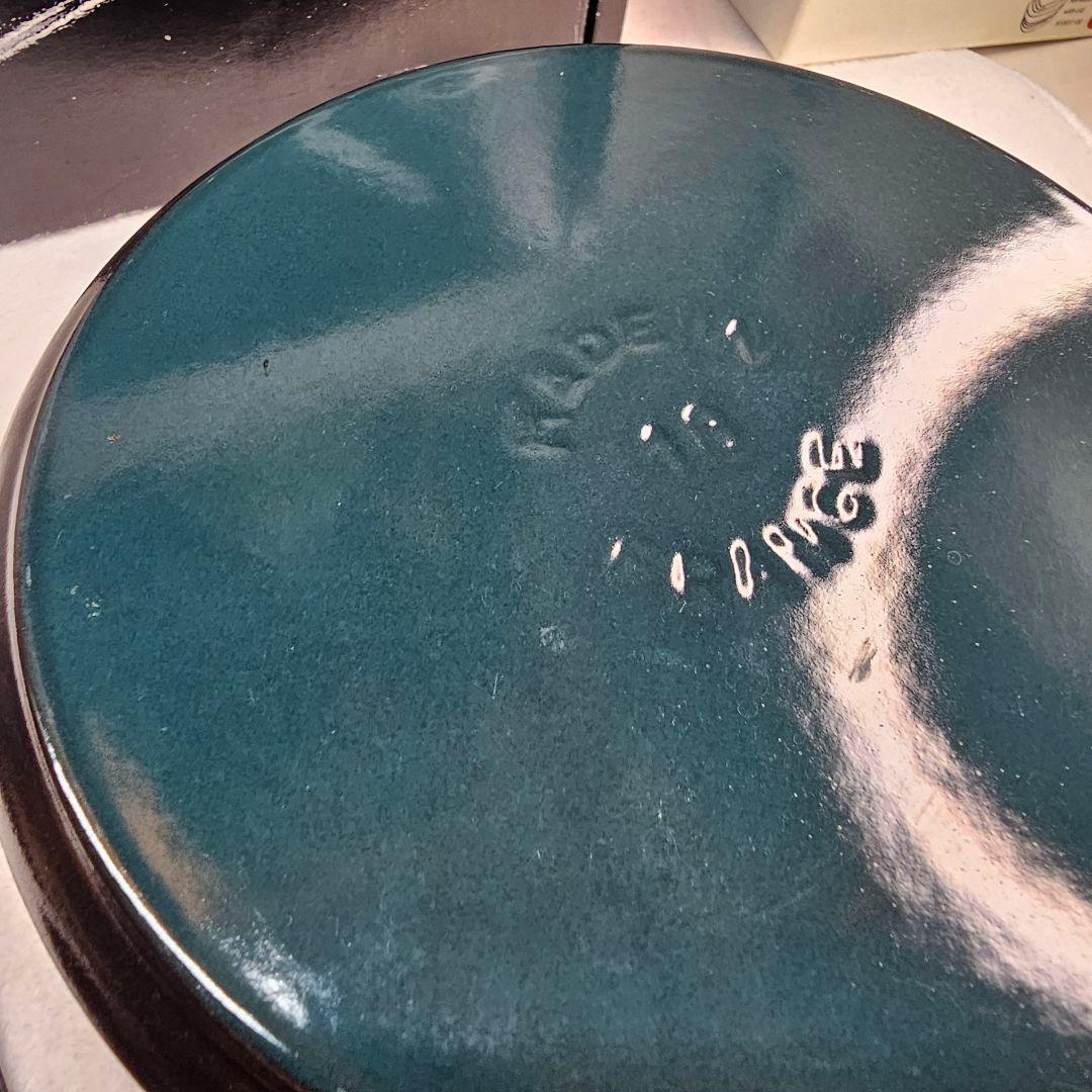 STAUB ストウブピコ・ココット 18cmラウンド鋳鉄製 両手鍋 ブラック