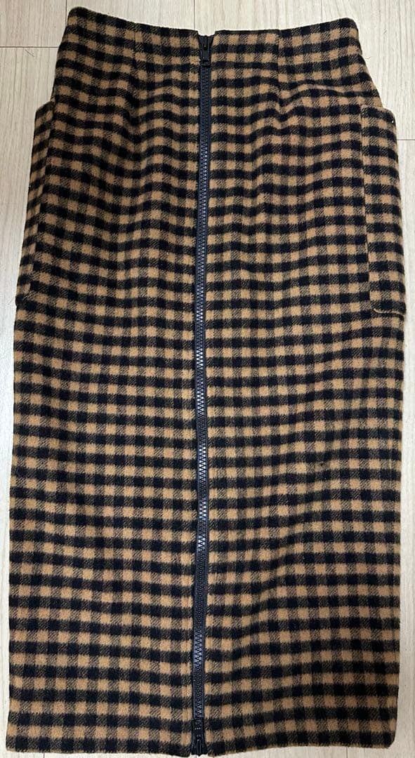 sheller シェリエ TOY ZIP pocket tight skirt