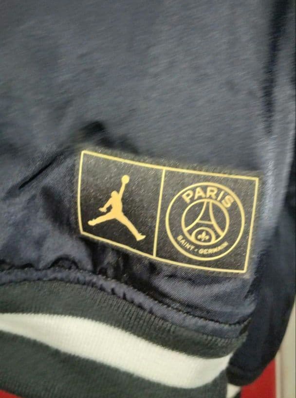 り*た様 NIKE × PSG × JORDAN　スタジャン　パリサンジェルマン