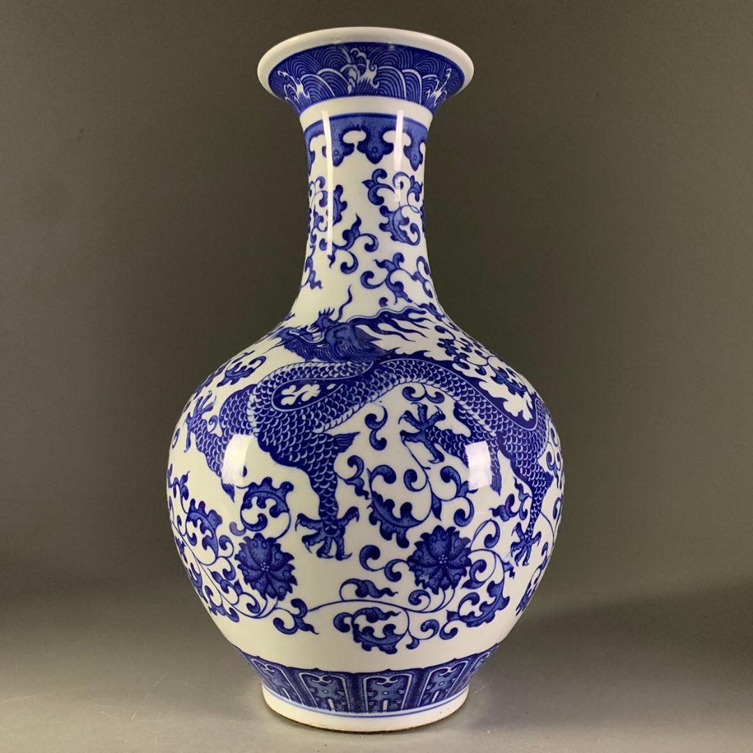 清乾隆青花龍紋賞瓶 景徳鎮 陶磁器 装飾品 現代工芸品 美術品 置物