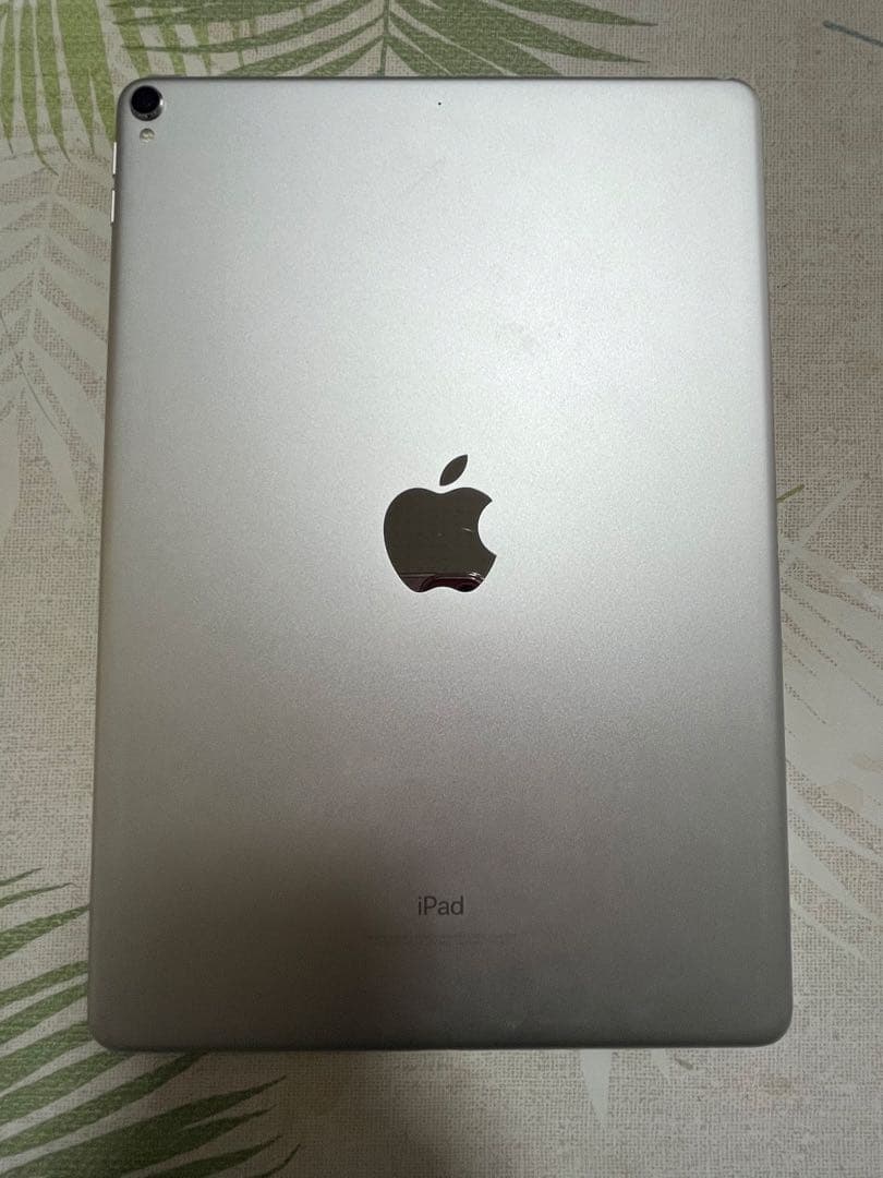 iPad Pro 10.5インチ シルバー 【ジャンク品】