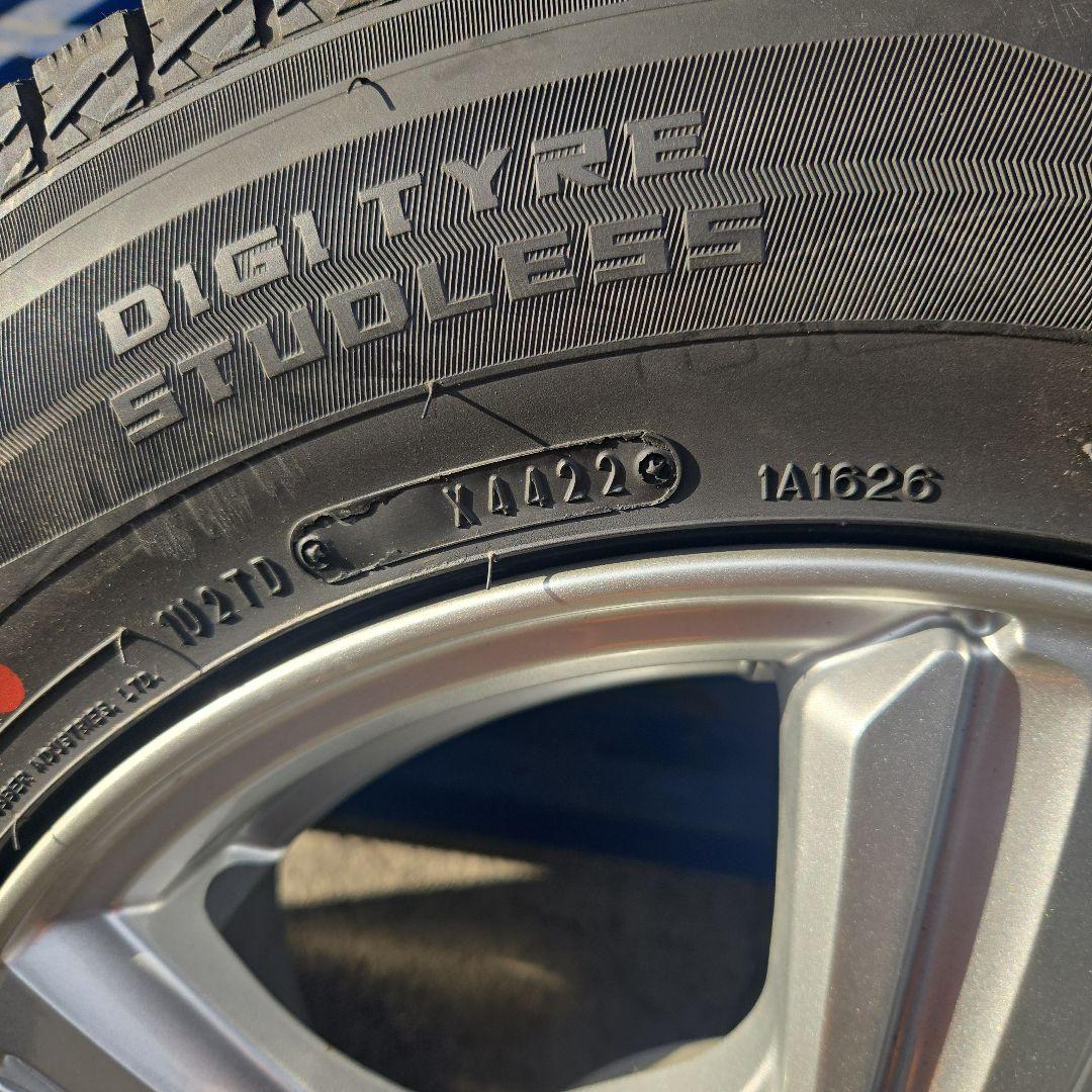 DUNLOPWINTER MAXX SJ8　175/80R15　90Q4本セット