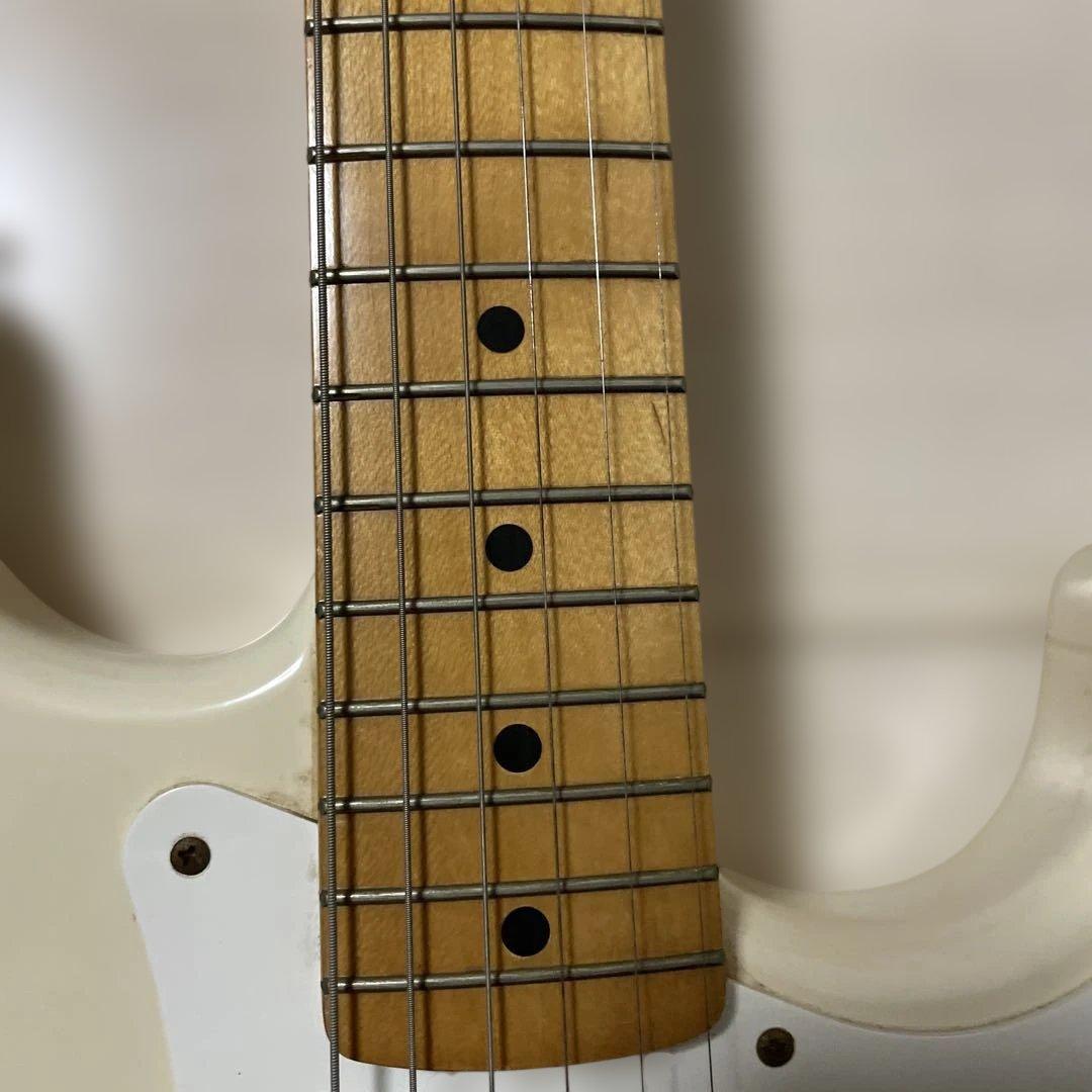 ネックリー様　Fender Japan Stratocaster ホワイト