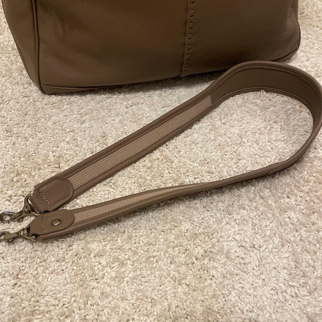 Magnu ボストンバック　Magnu美品 エルメスで使用されてる革