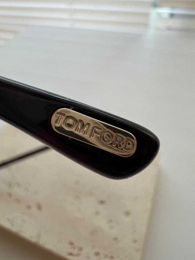 TOM FORD サングラス TF539 52F