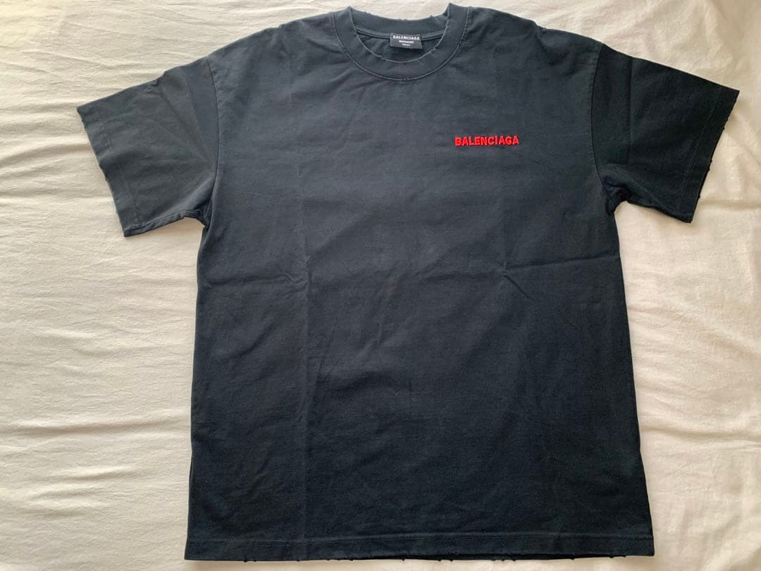 美品 正規品 BALENCIAGA 黒×赤刺繍 Tシャツ 【XL】