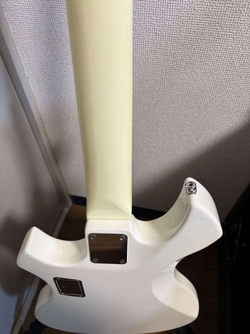 edwards e-rf-137sl エレキベース　れいたモデル