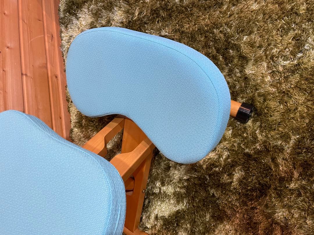 超美品　バランスチェア　姿勢矯正　デスクチェア　高さ調整可能