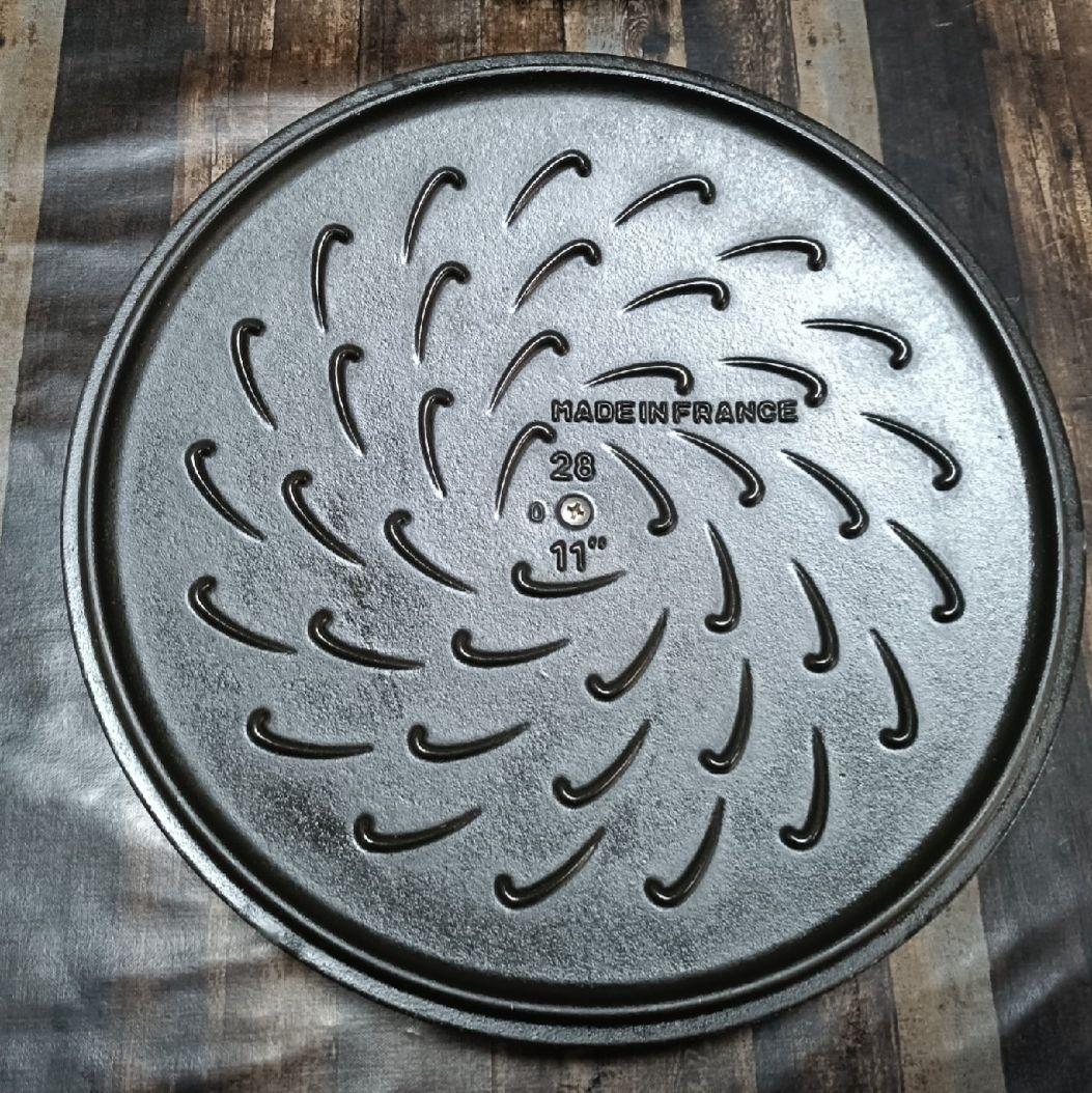 STAUB　ストウブ ブレイザー 28cm ブラック