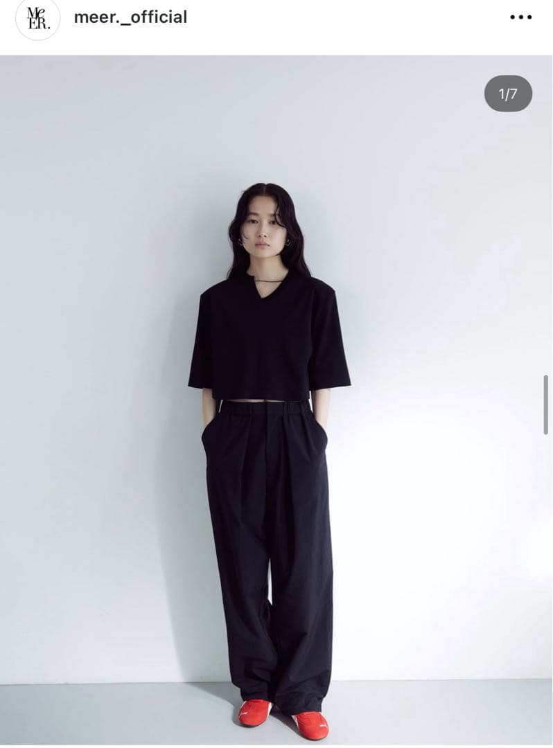 トップス meer. NECK SLIT TEE(black)