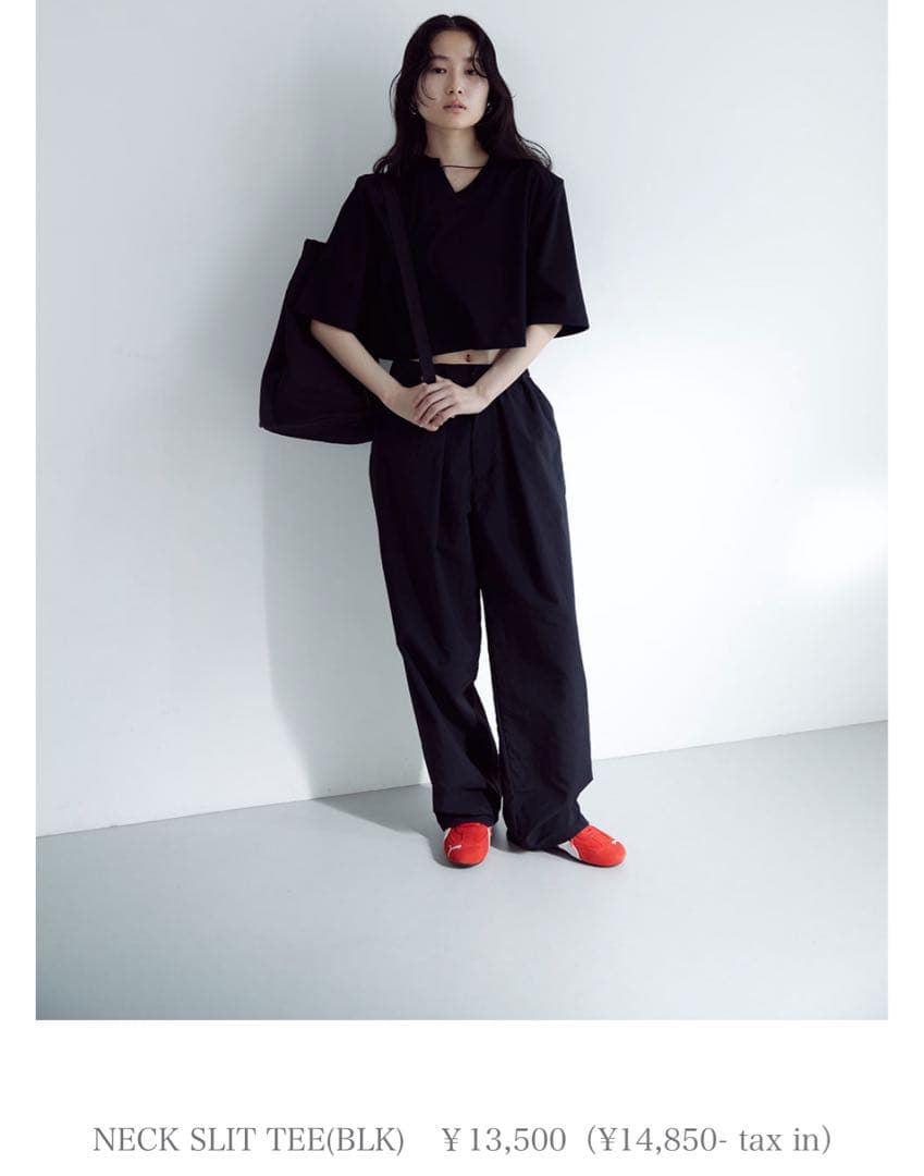 トップス meer. NECK SLIT TEE(black)