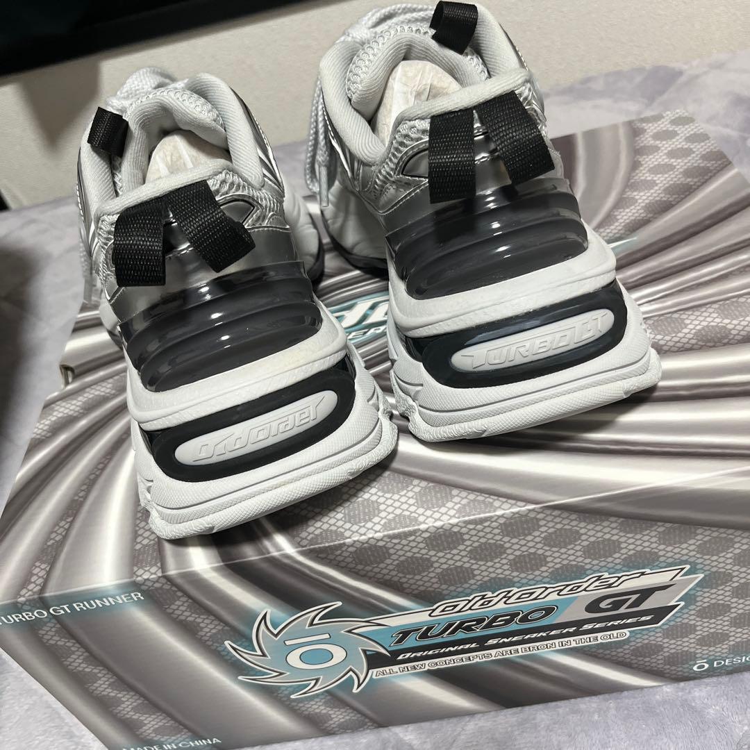 【新品】OLD ORDER TURBO GT スニーカーシルバー26.5cm