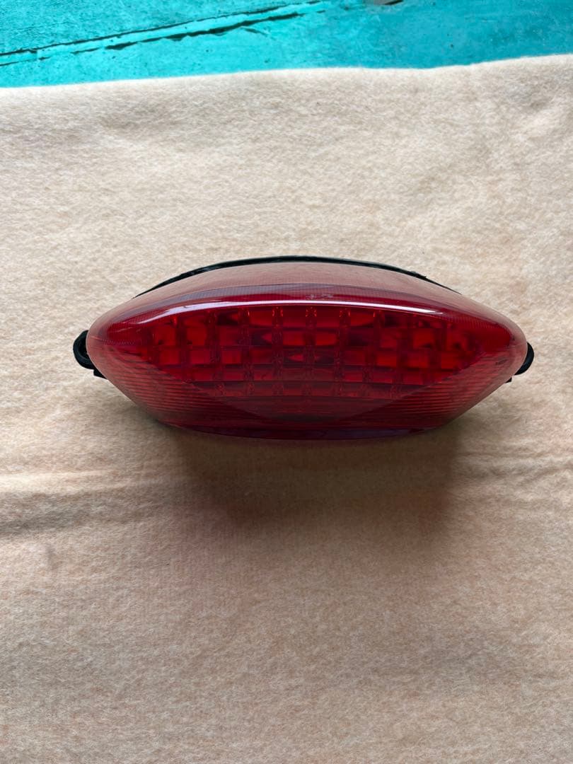 VTR1000F プロによるワンオフ　LEDテールランプ
